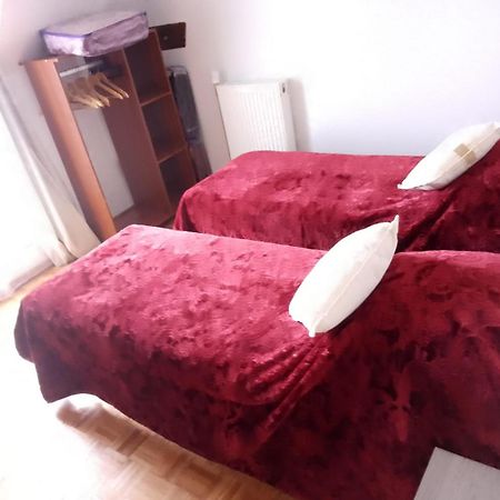 Holistica Hotell Saint-Fargeau  Eksteriør bilde