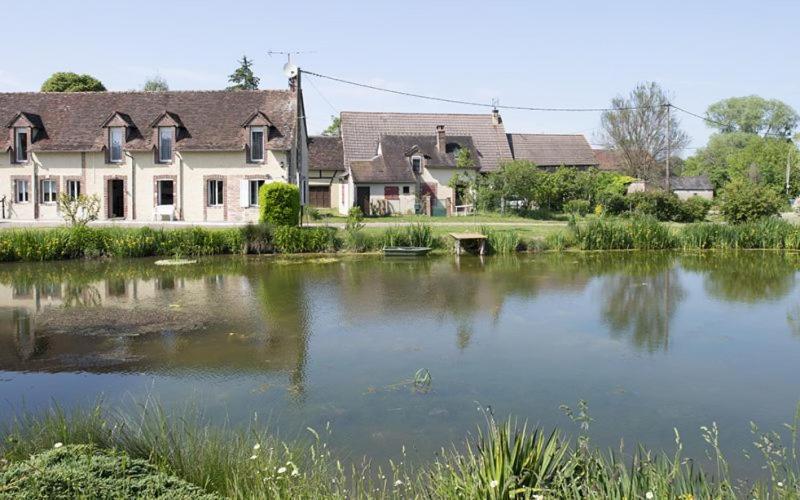 Holistica Hotell Saint-Fargeau  Eksteriør bilde